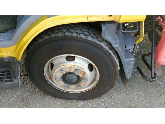 三菱ふそうキャンターセーフティクレーン3段小型（2t・3t）[写真10]