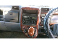 三菱ふそうキャンターセーフティクレーン3段小型（2t・3t）[写真15]