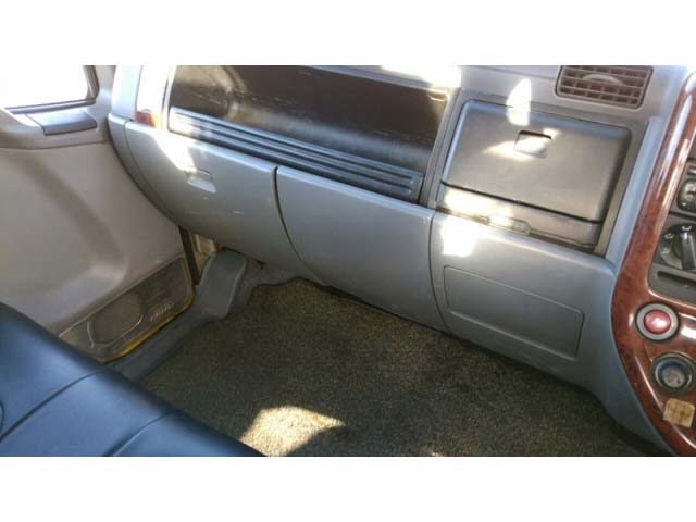 三菱ふそうキャンターセーフティクレーン3段小型（2t・3t）[写真16]