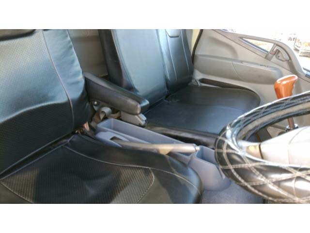 三菱ふそうキャンターセーフティクレーン3段小型（2t・3t）[写真17]