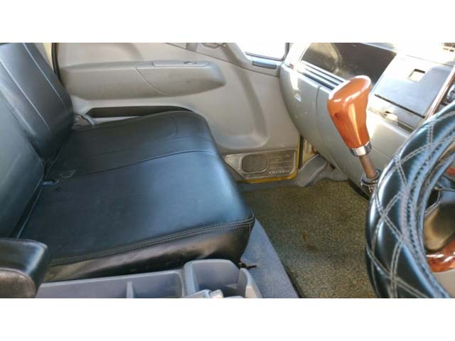 三菱ふそうキャンターセーフティクレーン3段小型（2t・3t）[写真18]