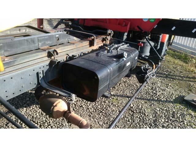 三菱ふそうキャンターセーフティクレーン3段小型（2t・3t）[写真24]