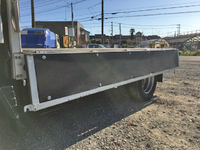 三菱ふそうキャンター平ボディ小型（2t・3t）[写真17]