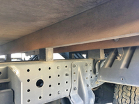 三菱ふそうキャンター平ボディ小型（2t・3t）[写真24]