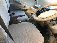 トヨタトヨエース平ボディ小型（2t・3t）[写真14]