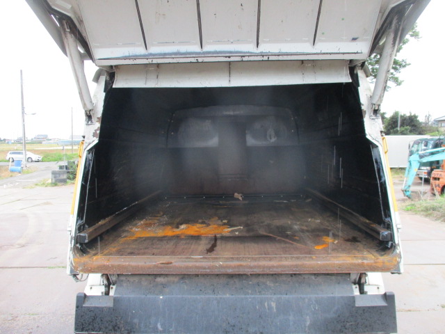 いすゞエルフパッカー車（塵芥車）小型（2t・3t）[写真07]