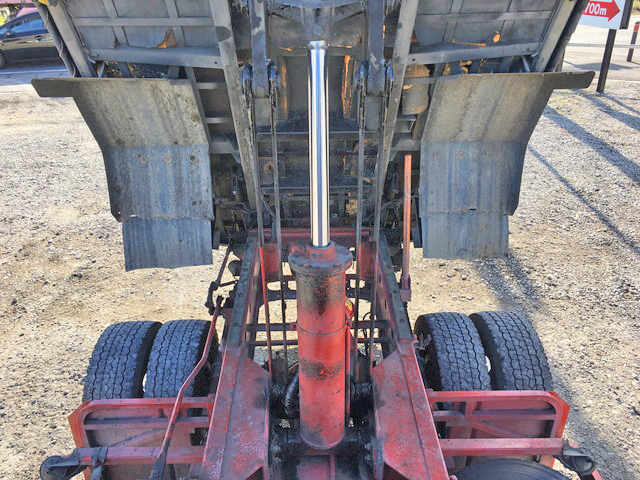 いすゞフォワードダンプ増トン（6t・8t）[写真14]