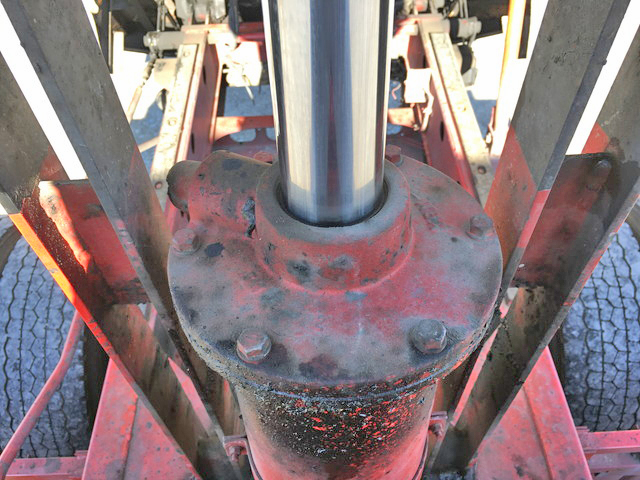 いすゞフォワードダンプ増トン（6t・8t）[写真17]