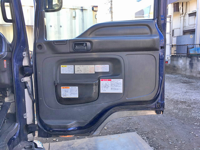 いすゞフォワードダンプ増トン（6t・8t）[写真26]