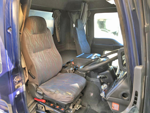 いすゞフォワードダンプ増トン（6t・8t）[写真30]