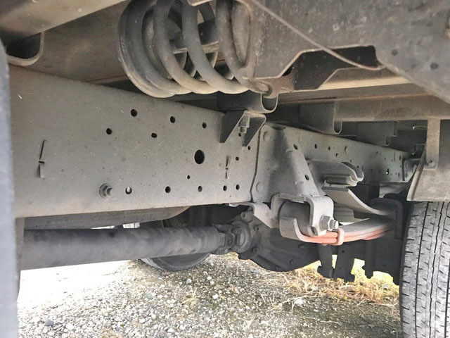 いすゞエルフ平ボディ小型（2t・3t）[写真13]