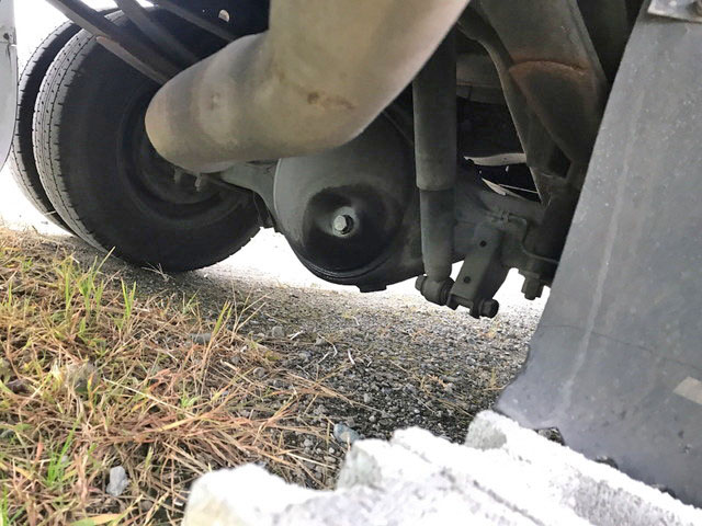 いすゞエルフ平ボディ小型（2t・3t）[写真14]