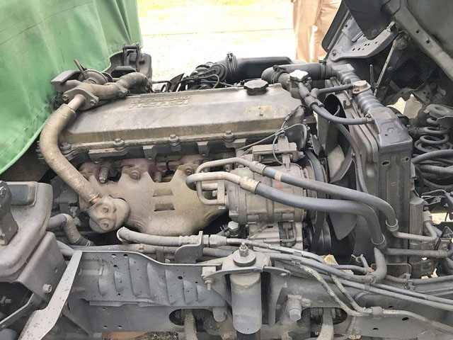 いすゞエルフ平ボディ小型（2t・3t）[写真18]