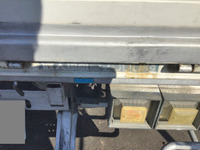 三菱ふそうキャンターユニック4段小型（2t・3t）[写真17]