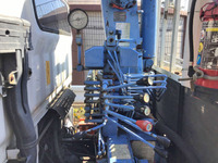 三菱ふそうキャンターユニック4段小型（2t・3t）[写真18]