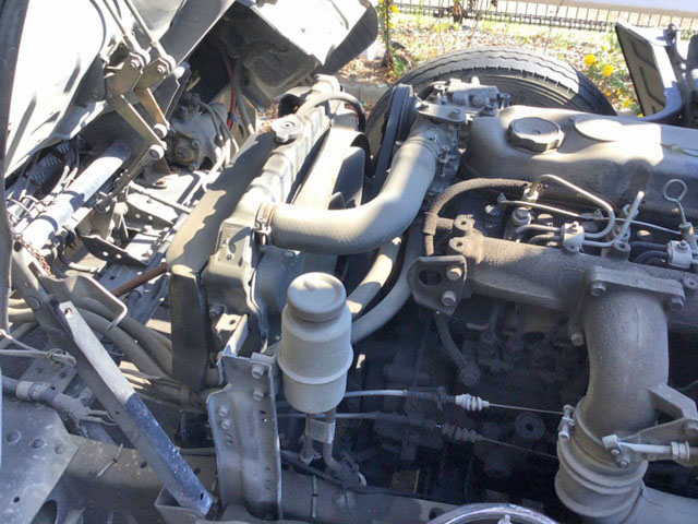 三菱ふそうキャンターユニック4段小型（2t・3t）[写真28]