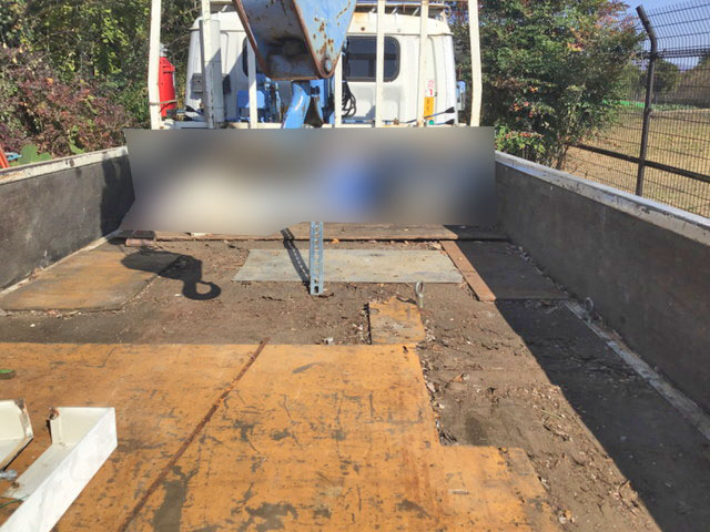 三菱ふそうキャンターユニック4段小型（2t・3t）[写真09]