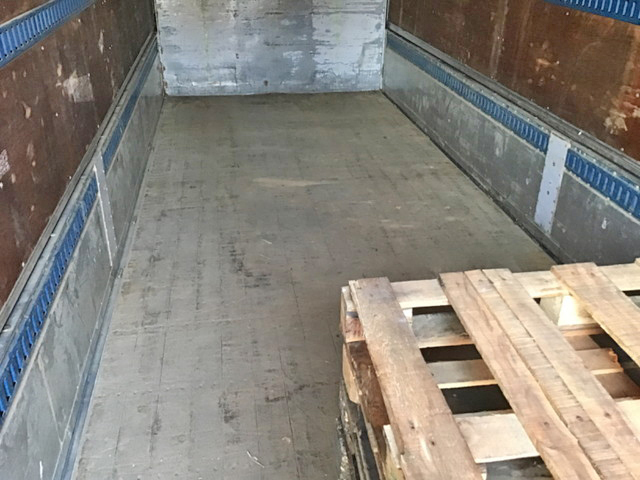 UDトラックスコンドルアルミウイング中型（4t）[写真13]