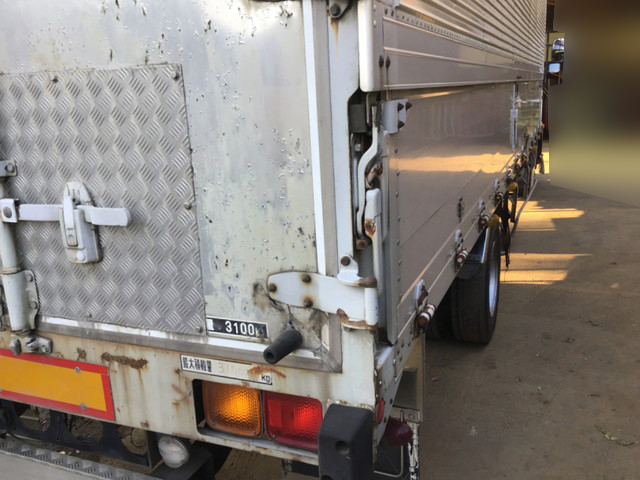 UDトラックスコンドルアルミウイング中型（4t）[写真02]