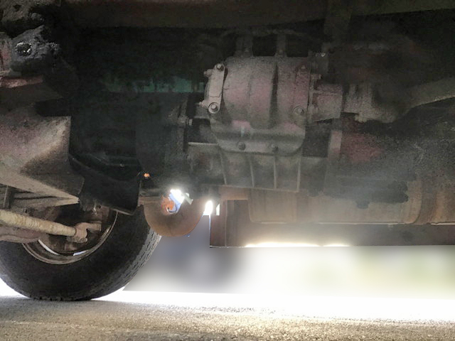 三菱ふそうスーパーグレート深ダンプ（土砂禁ダンプ）大型（10t）[写真15]