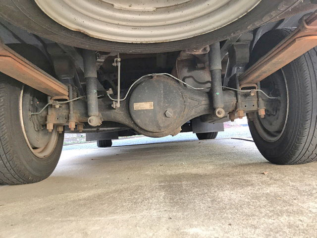 三菱ふそうキャンターガッツ平ボディ小型（2t・3t）[写真13]