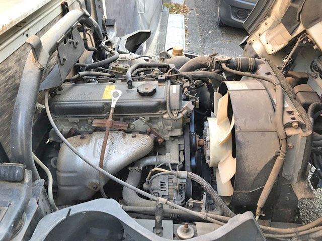 三菱ふそうキャンターガッツ平ボディ小型（2t・3t）[写真16]