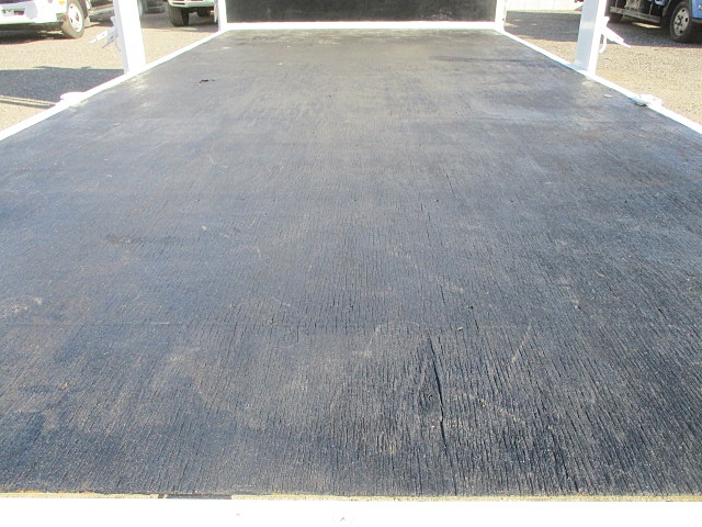 いすゞエルフ平ボディ小型（2t・3t）[写真12]