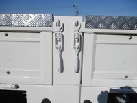 いすゞエルフ平ボディ小型（2t・3t）[写真13]