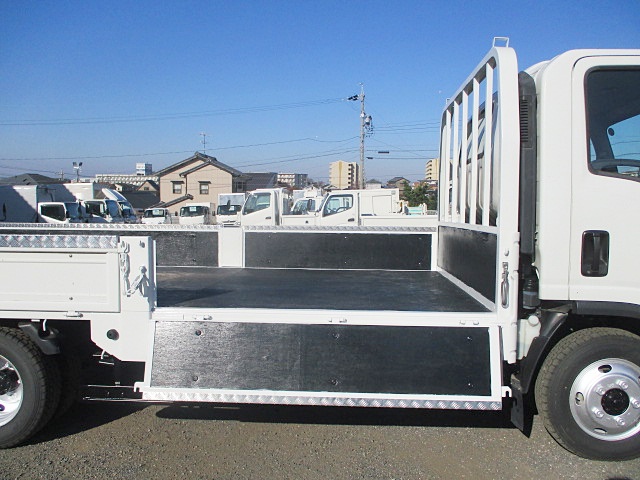 いすゞエルフ平ボディ小型（2t・3t）[写真14]