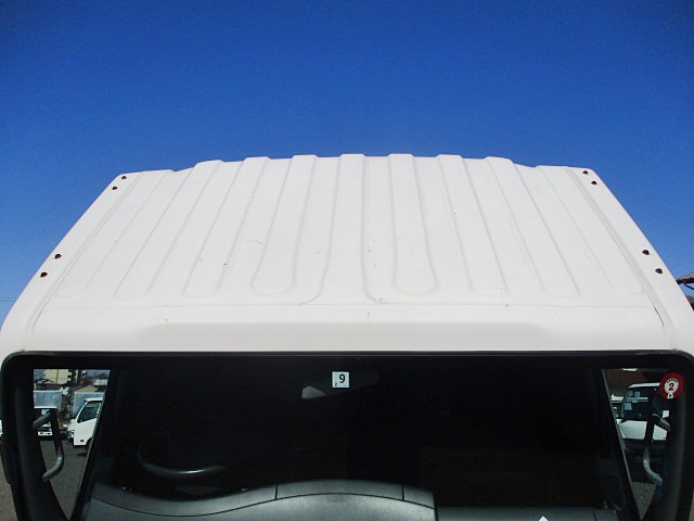 いすゞエルフ平ボディ小型（2t・3t）[写真15]