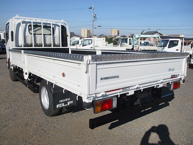 いすゞエルフ平ボディ小型（2t・3t）[写真02]