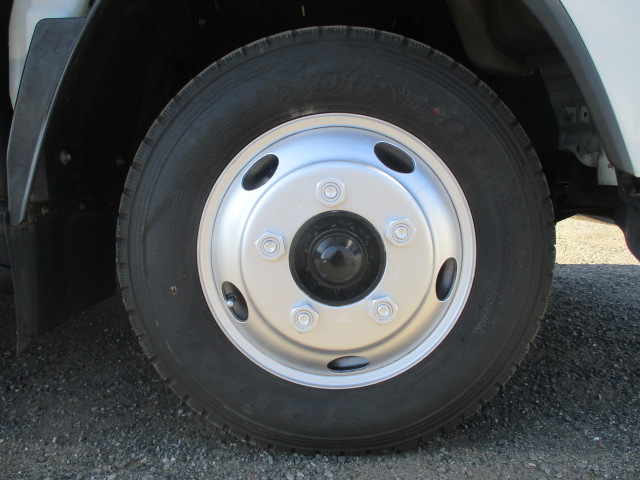 いすゞエルフ平ボディ小型（2t・3t）[写真20]