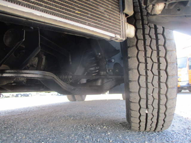 いすゞエルフ平ボディ小型（2t・3t）[写真22]