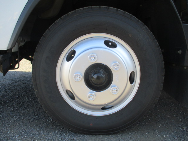 いすゞエルフ平ボディ小型（2t・3t）[写真23]