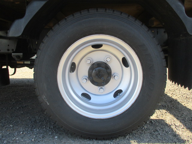 いすゞエルフ平ボディ小型（2t・3t）[写真24]