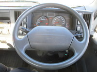 いすゞエルフ平ボディ小型（2t・3t）[写真28]