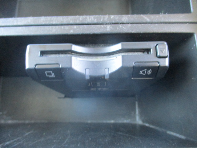 いすゞエルフ平ボディ小型（2t・3t）[写真35]