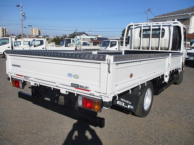 いすゞエルフ平ボディ小型（2t・3t）[写真04]