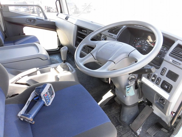 三菱ふそうファイタークレーン5段中型（4t）[写真17]