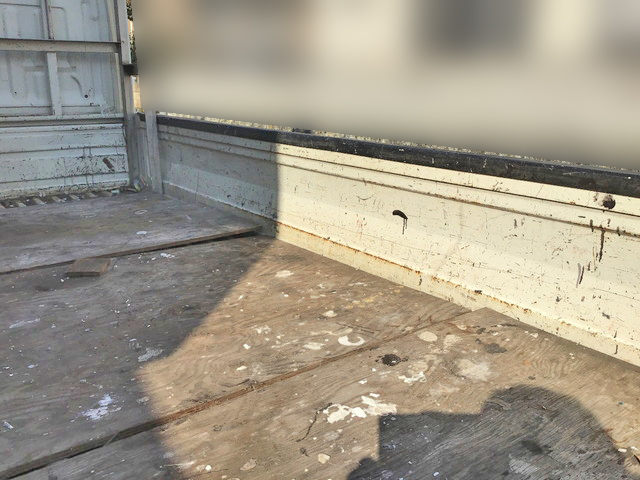 トヨタトヨエース平ボディ小型（2t・3t）[写真08]