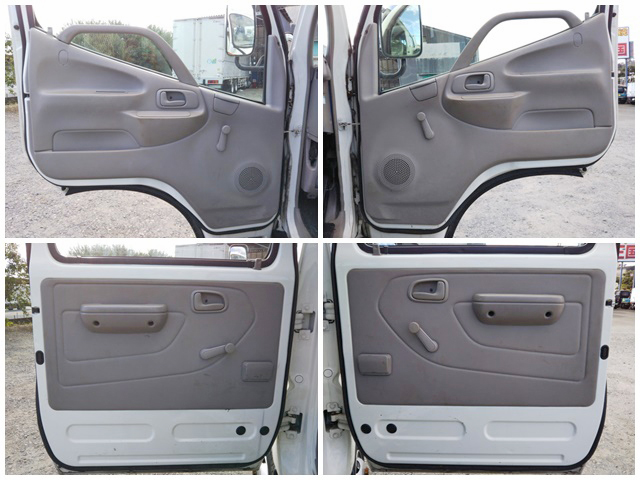 トヨタトヨエースダブルキャブ（Wキャブ）小型（2t・3t）[写真24]