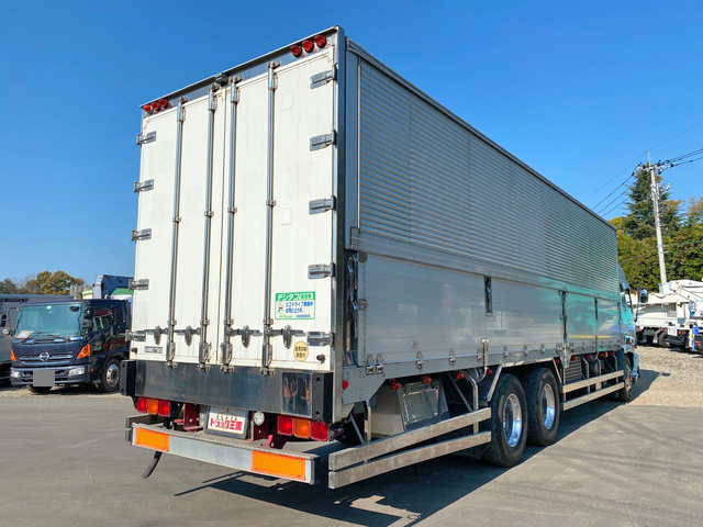 いすゞギガ冷蔵冷凍ウイング大型（10t）[写真02]