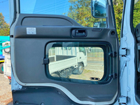 いすゞギガ冷蔵冷凍ウイング大型（10t）[写真27]