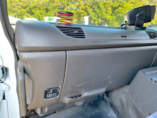 いすゞギガ冷蔵冷凍ウイング大型（10t）[写真29]