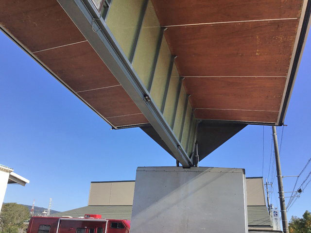 日野レンジャーアルミウイング中型（4t）[写真09]