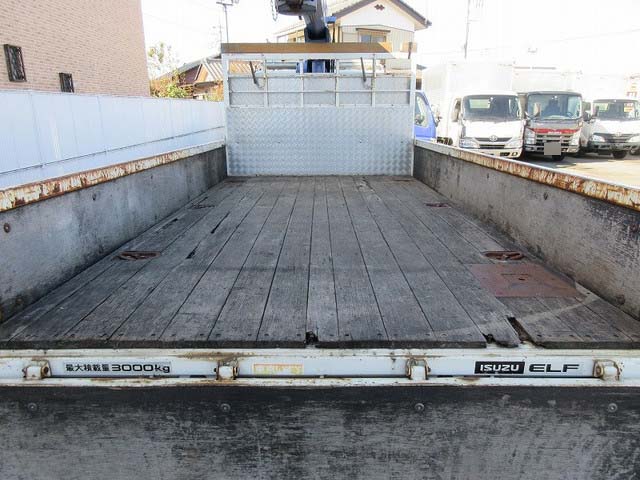 いすゞエルフクレーン3段小型（2t・3t）[写真14]