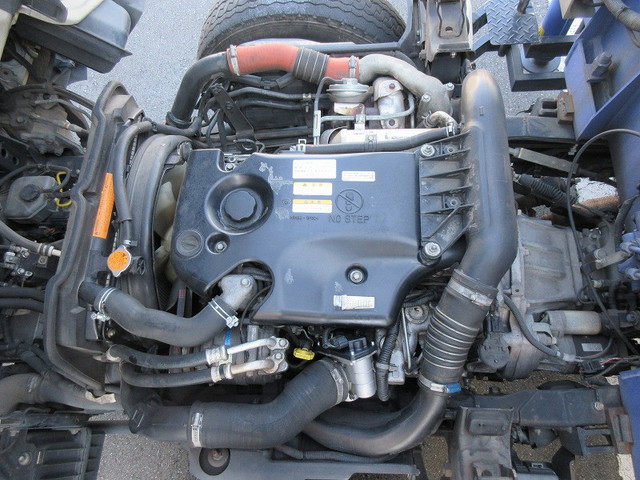 いすゞエルフクレーン3段小型（2t・3t）[写真15]