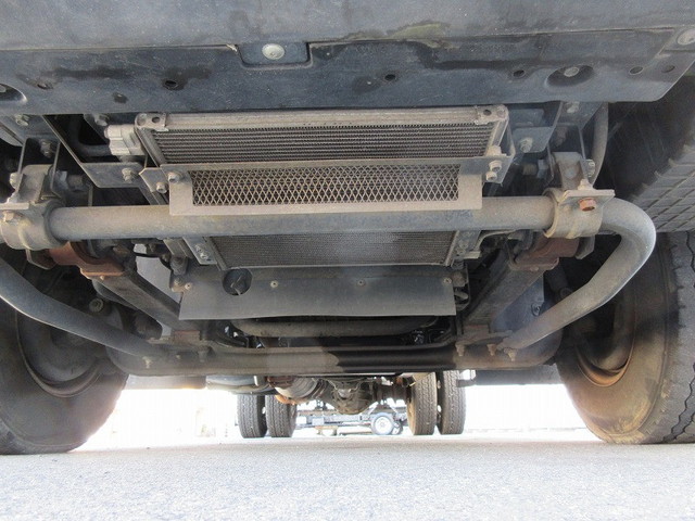 いすゞエルフクレーン3段小型（2t・3t）[写真17]