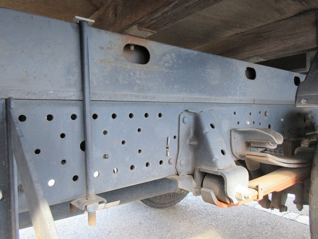 いすゞエルフクレーン3段小型（2t・3t）[写真19]