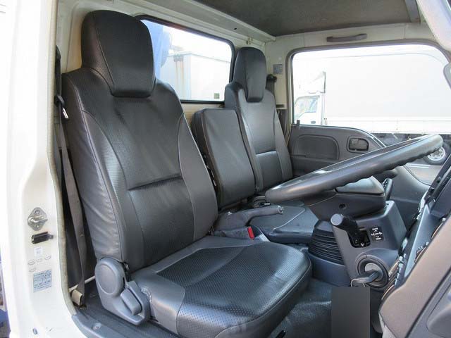 いすゞエルフクレーン3段小型（2t・3t）[写真24]